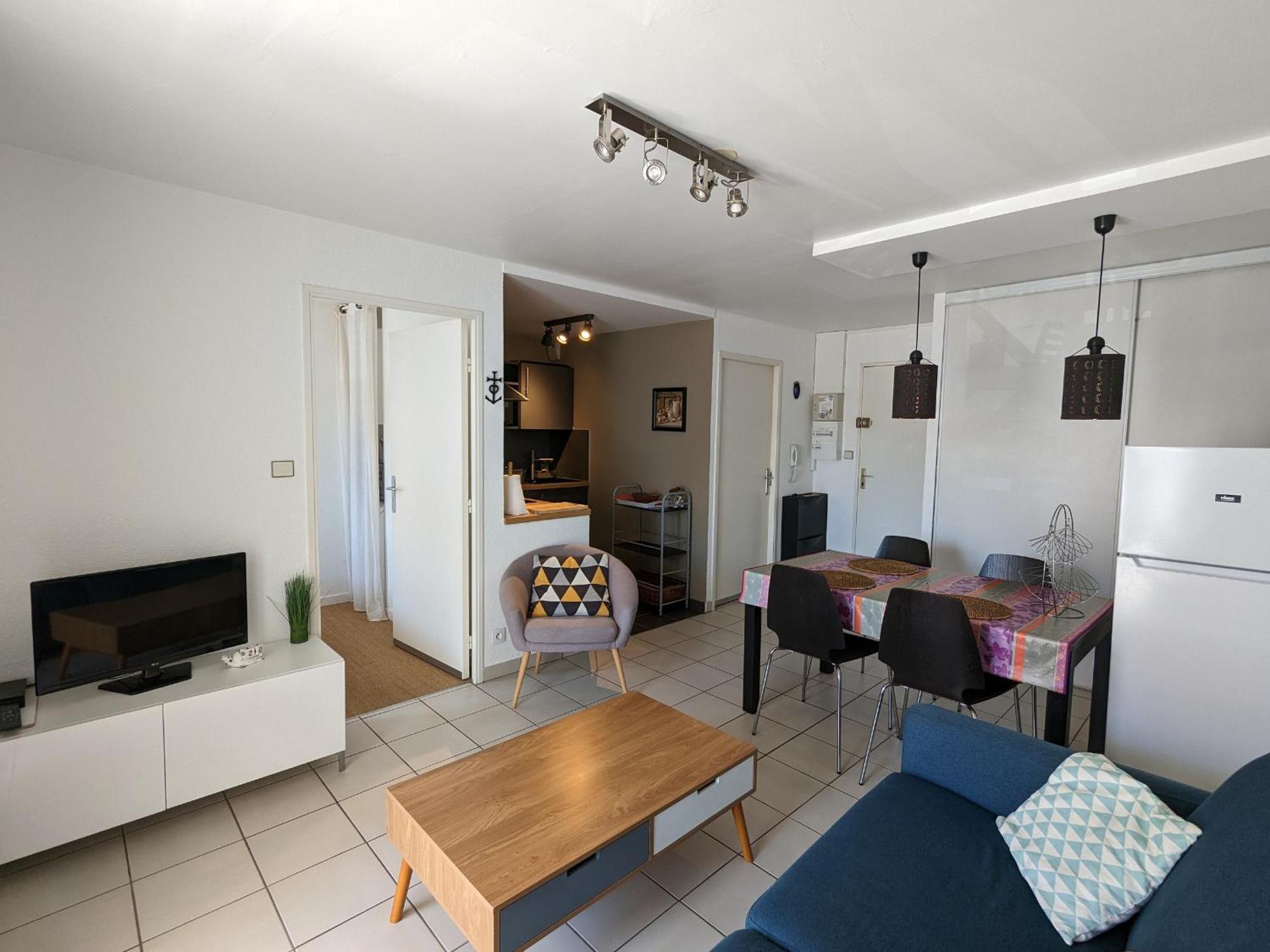 Arcachon Centre : Charmant T2 Avec Loggia, Parking Securise Et Proche Plage - Fr-1-420-61 Bagian luar foto