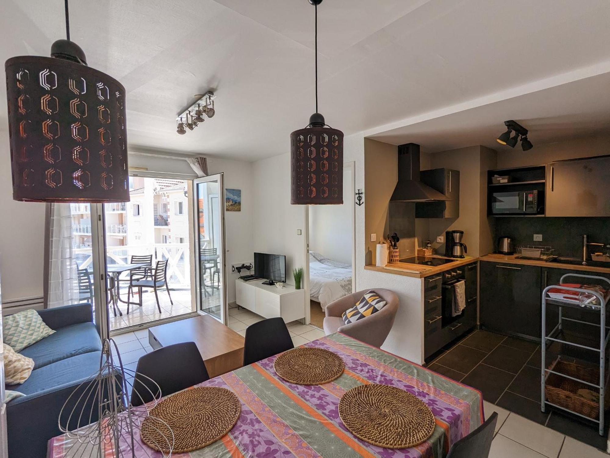 Arcachon Centre : Charmant T2 Avec Loggia, Parking Securise Et Proche Plage - Fr-1-420-61 Bagian luar foto